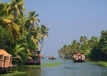Private House Boating in Alleppey Backwater with Private Transfer [ Day Cursing not night stay ]