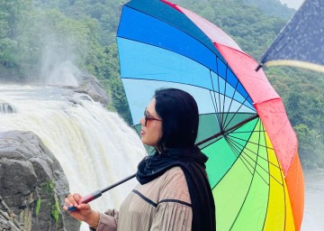 Athirapally Waterfalls with Oberon Tours